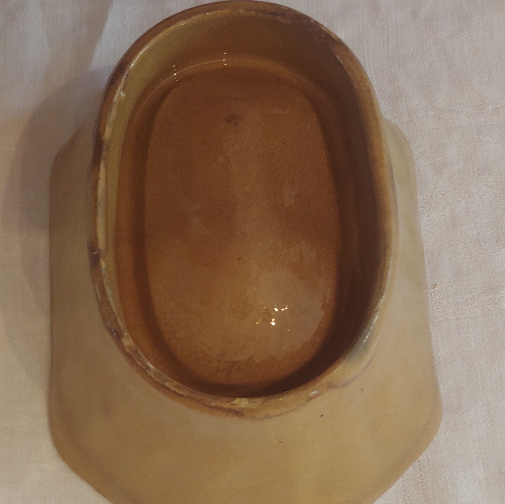 Yellow Ware Mold - Picture 9 of 15